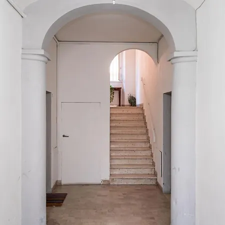 Porta Al Prato Family